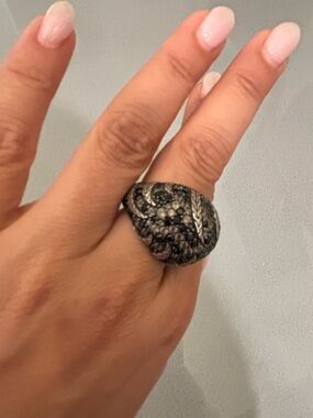 Vintage John Hardy Black and Brown Diamond Pavé Bombe Ring. Size 6.5.